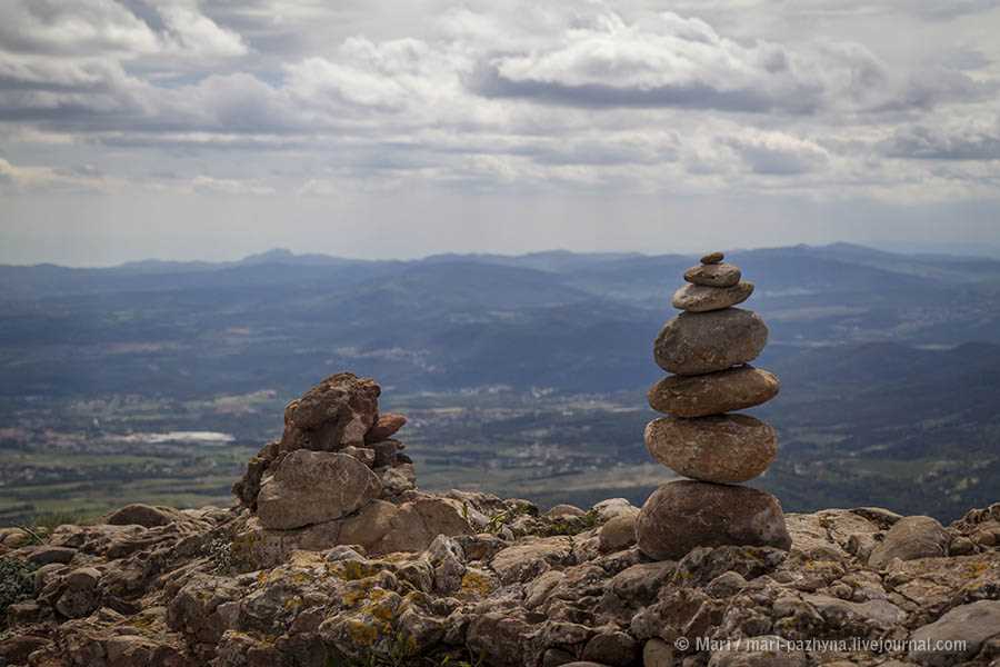 Для чего в Карелии складывают камень на камень