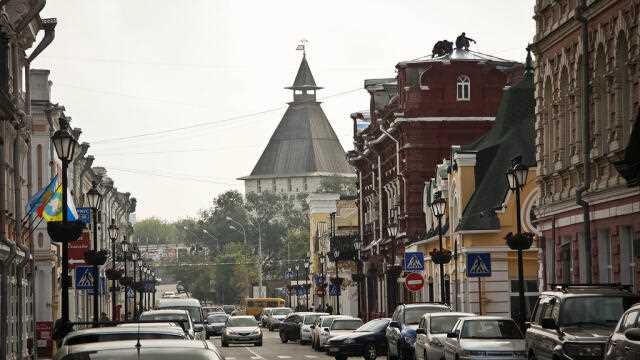 Город астрахань стоит там где